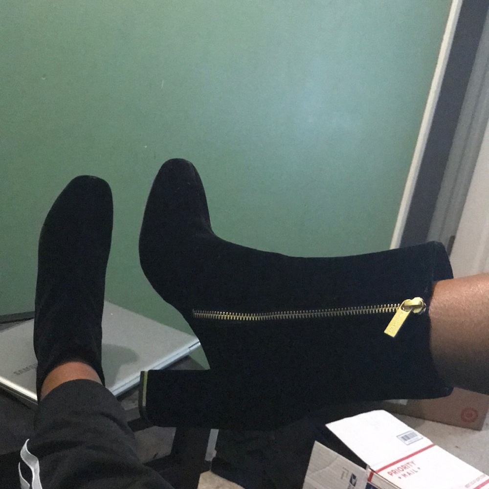 Michael Kors booties size 7 1/2